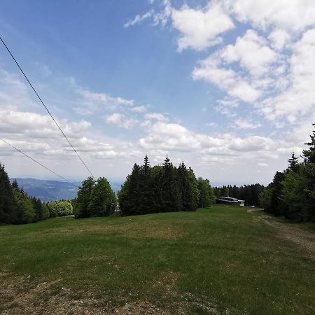 Ruska Koca Hotel Hočko Pohorje Exterior foto